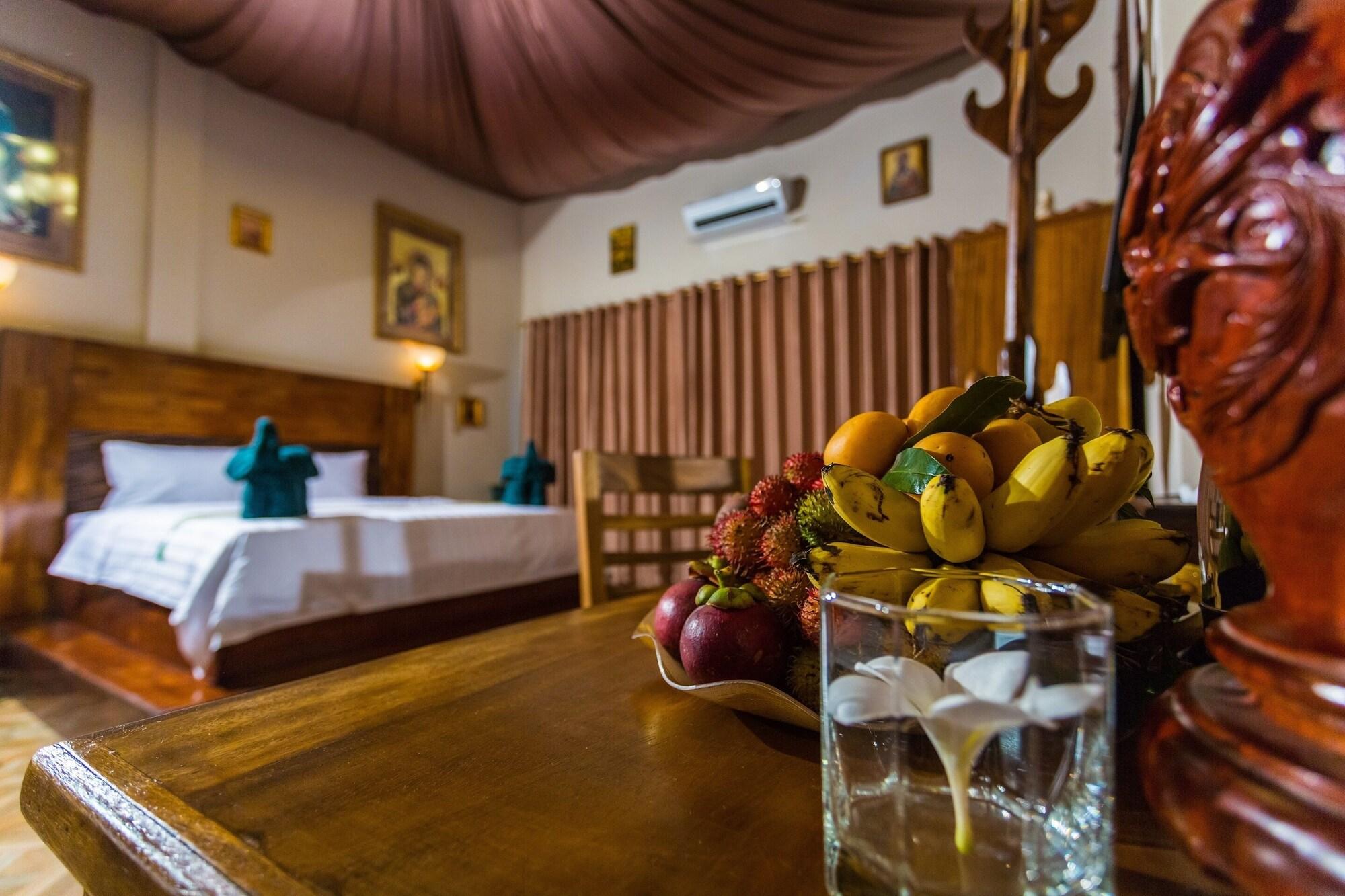 סיהאנוקוויל Domrai Boutique Hotel מראה חיצוני תמונה
