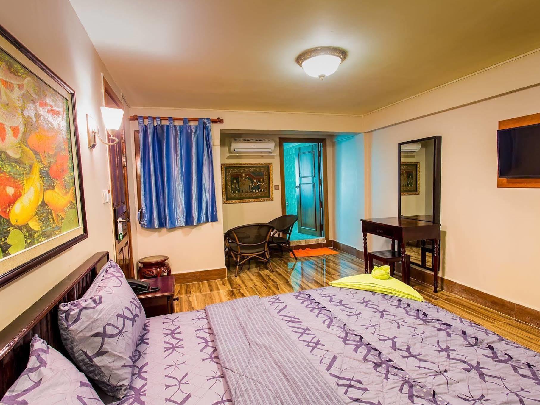 סיהאנוקוויל Domrai Boutique Hotel מראה חיצוני תמונה