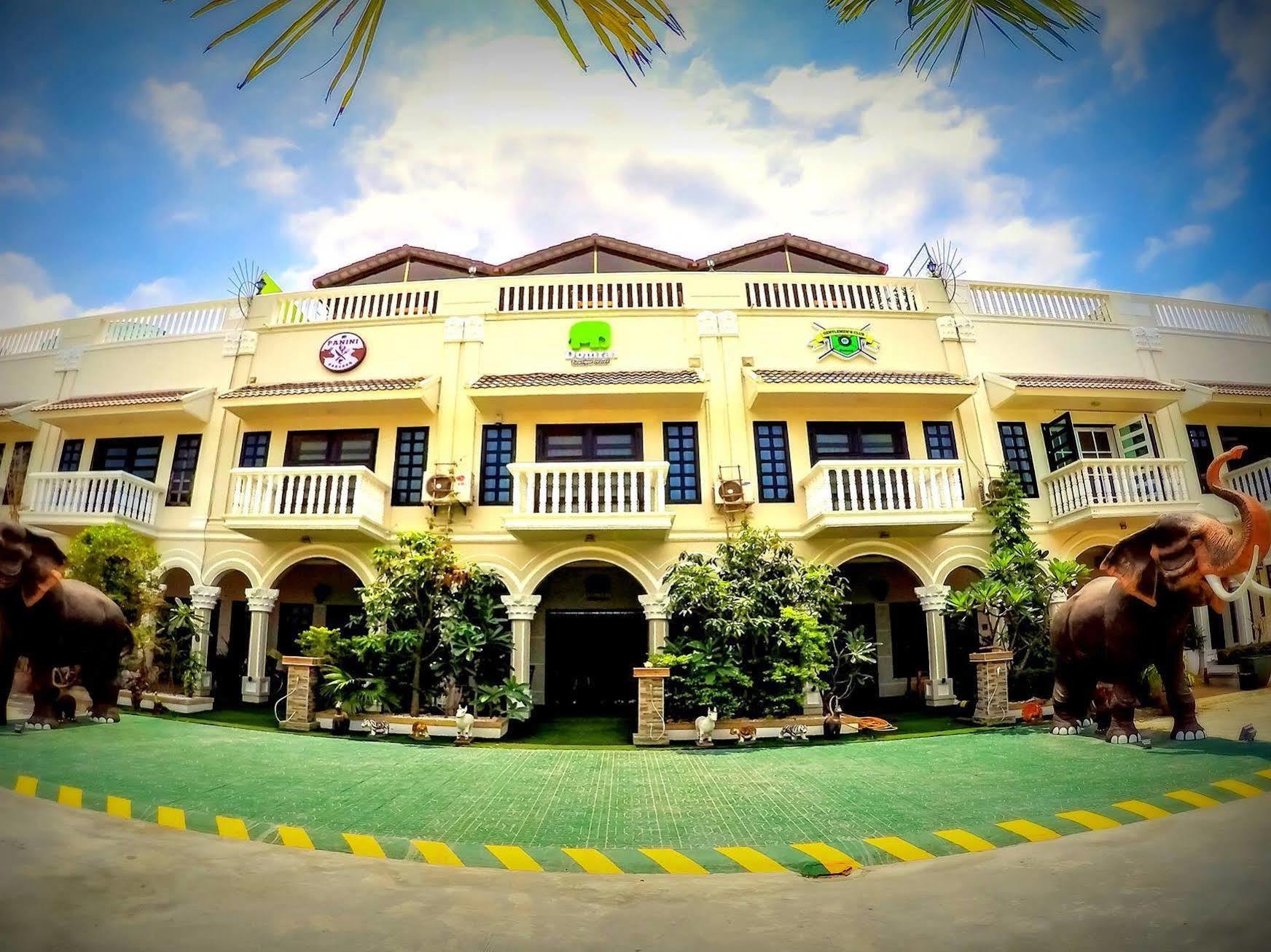 סיהאנוקוויל Domrai Boutique Hotel מראה חיצוני תמונה